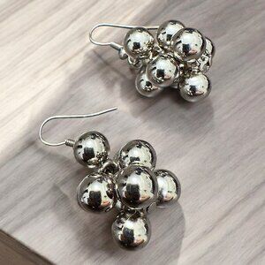 Silver Tone Pierced Earrings Cluster Balls Beads Light Weight Metal Dangling
